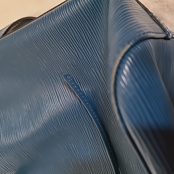 LOUIS VUITTON EPI NOE (CLEARANCE!!!) - Picture 14 of 14